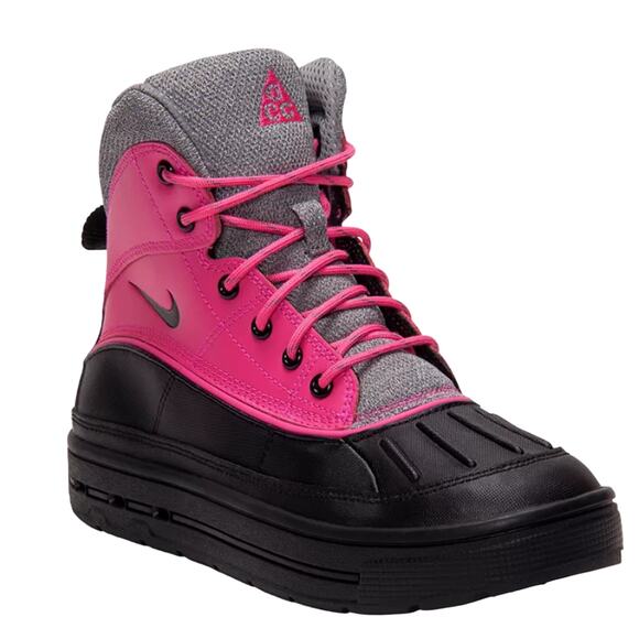 Nike Woodside Water Resistant  Boots WYouth size 5   Pink NWT - Picture 1 of 10